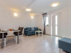Modern Villa in Dramalj with Pool
